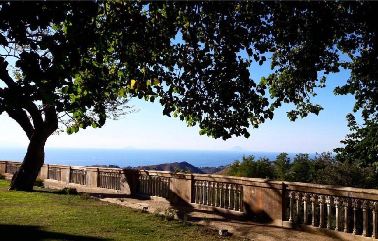 Villa Musolino - Country Resort Messina Exteriör bild
